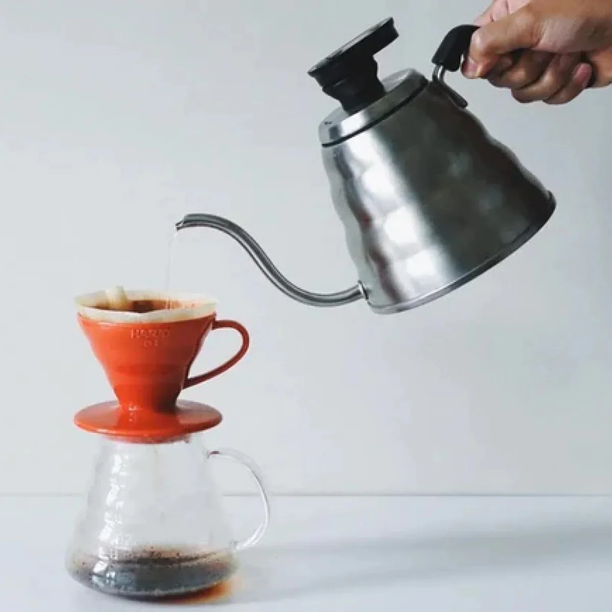 Hario Coffee Dripper V60 - Red Ceramic - Image 4
