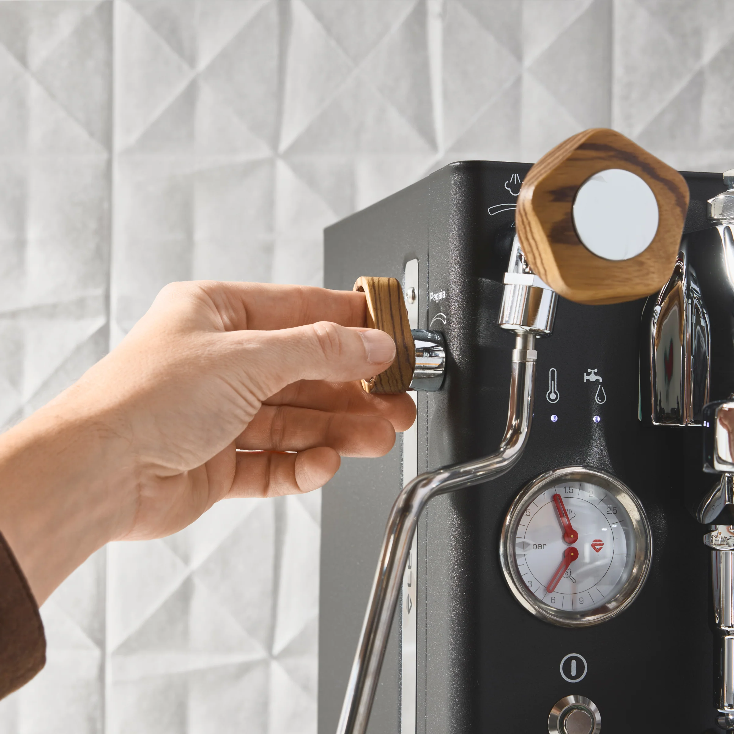 LELIT Mara X3 Espresso Machine - Image 10